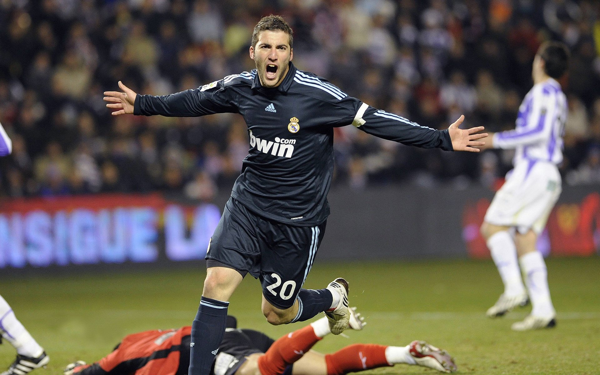 世界杯冰球：加拿大队连续夺冠，挑战纪录不断！，冰球世界杯2021